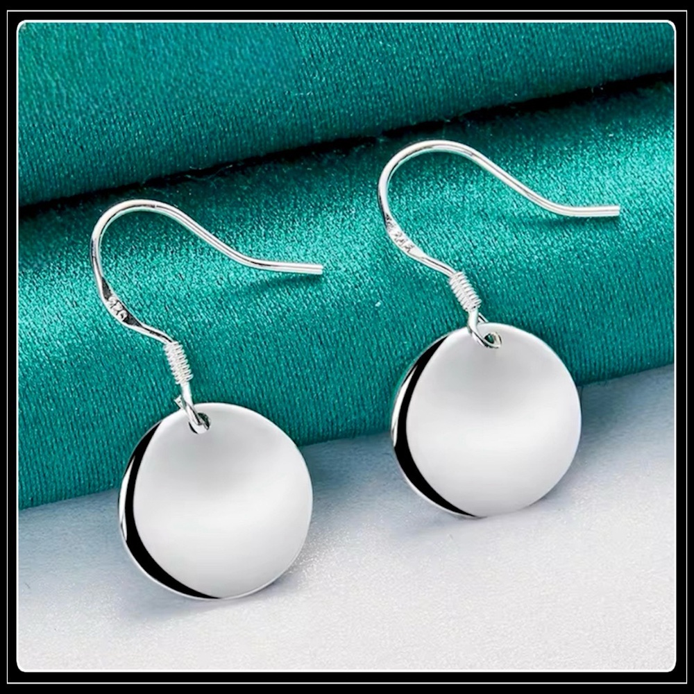 Clearance! New 925 silver round disc medallion minimalist charm earrings - Picture 2 of 6